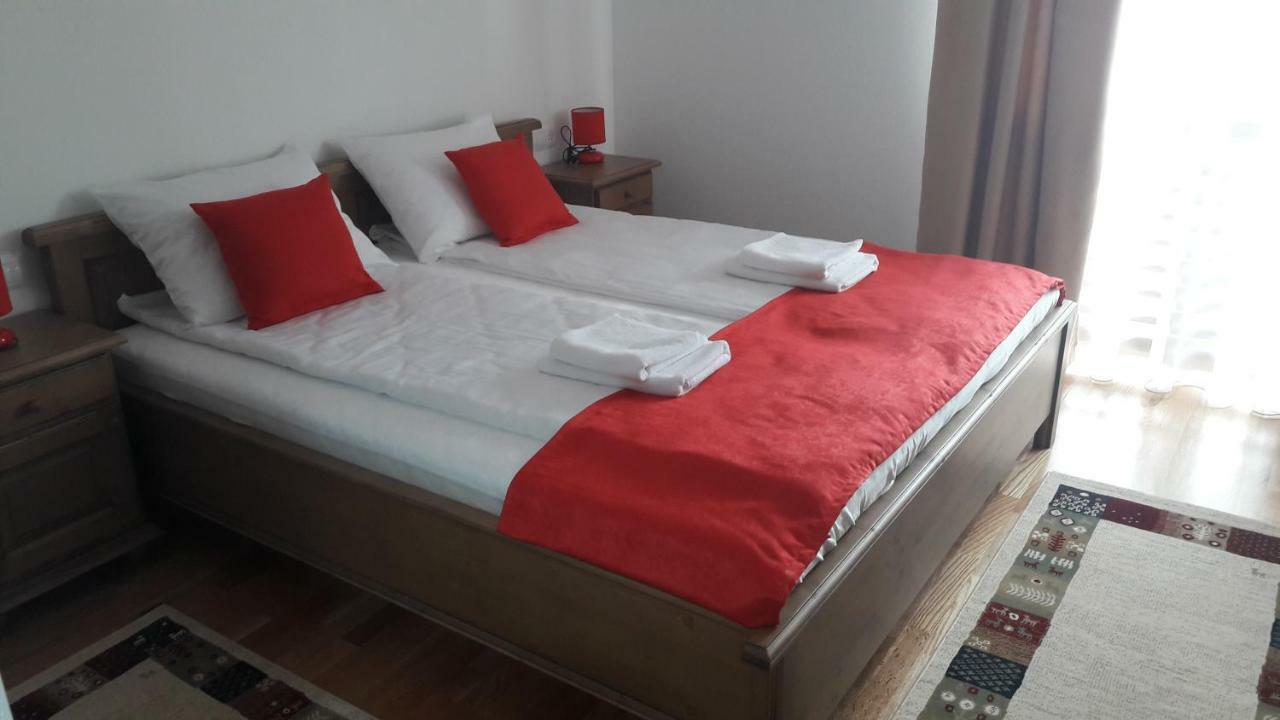Mateo Transalpina Hotel Săsciori Eksteriør billede